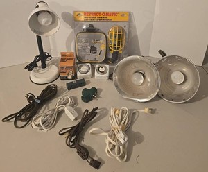 Retract-O-Matic Work Light, Lamps &amp Electrical Accessories Mixed Lot