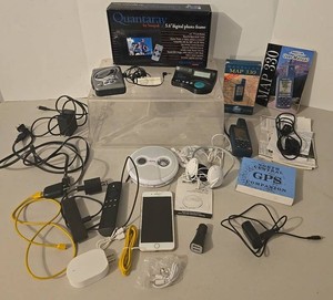 Mixed Lot Quantary, Magellan, Sony &amp Assorted Electronics