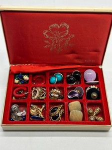 Vintage Assorted Earring Collection in Lady BurtonPresentation Case