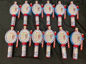 Santaverse the Elf on the Shelf Message Boards With Candy (Lot of 12)