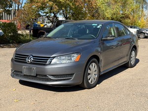 2012 VOLKSWAGEN PASSAT S PZEV 2 Owners  No Accidents Reported (NO RESERVE)