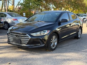 2017 HYUNDAI ELANTRA SE 103k Miles (NO RESERVE)