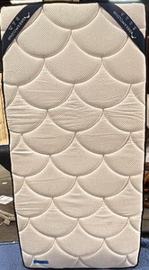 DREAMCLOUD XL twin mattress