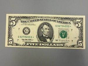 1995 Star Five Dollar Bill Chicago