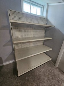 RetailStorage Shelving (4 Units)