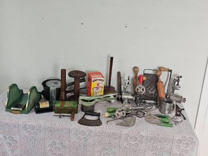 Vintage Kitchen Primitive Accessories