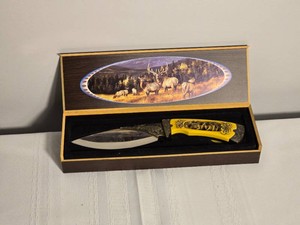 Decorative Elk Motif Collector Knife with Display Box