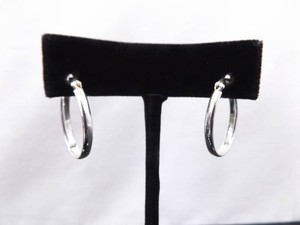 .925 Sterling Silver Oval Hoop Hinged Hook Earrings