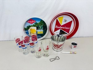 Lot of Vintage Grain Belt, Budweiser, etc. Advertising Serving Trays, Glasses, etc.