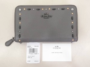 NEW WITH TAGS COACH Grey Leather Prairie Rivet Zip Around Wallet