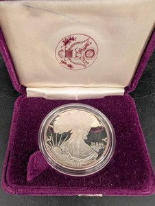 1986 American Silver Eagle One Dollar Coin In Presentation Case