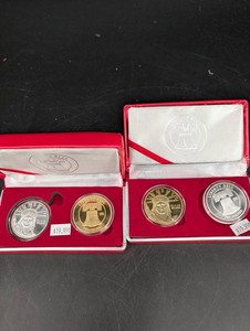 Set Of 4 Liberty Bell & Ellis Island Medallions With Cases