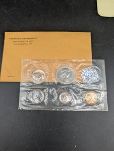 1962 U.S. Mint Philadelphia Proof Set