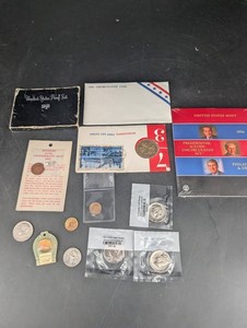 Assorted United States Coins, Sets & Commemorative Items