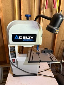 Band Saw - Delta ShopMaster BS100 9-Inch 13 HP