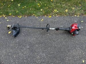 String Trimmer - Murray M2510 Gas-Powered