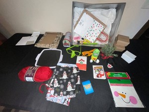 Christmas Decor & Craft Supplies - Holiday Mixed Lot
