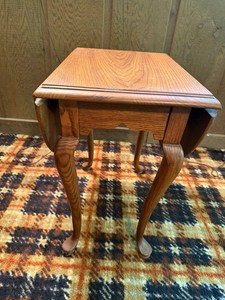 VTG Drop-Leaf Side Table - Oak Finish Gateleg Design