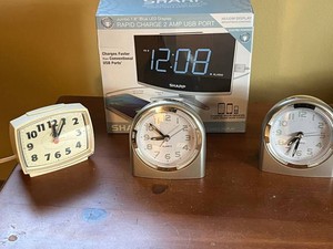 Alarm Clocks - Sharp Digital USB & 3 Quartz Clocks Mixed Lot