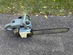 Vintage Chainsaw - Homelite Super XL