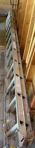 Extension Ladder - Werner D1224-2 24 Ft Type II 225 Lb