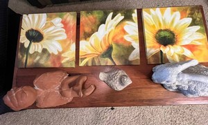 Decorative Art & Sculpture Mixed Lot - Floral Canvases, Rabbit & Cherub