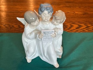 Porcelain Angel Figurine - Lladr Three Musical Angels