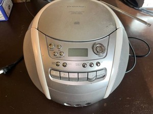 Portable CD Player Radio Cassette Boombox - Presidian