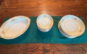 Vintage China - Noritake Gold Floral Salad, Fruit Bowls & Serving Pieces -  Chevonia pattern