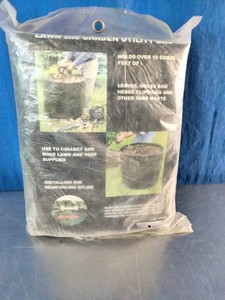 A reusable self-standing yard and garden utility bag