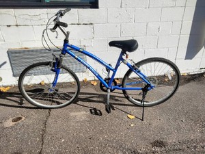 Eddie Bauer EBS womensstep-through hybrid and comfort bicycle