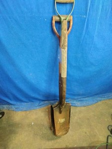 3 Specialty Shovels