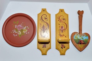 Hand-Painted Scandinavian Rosemaling Wall Decor & Metal Tray  Set of 4
