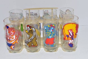 1976 Ringling Bros. and Barnum & Bailey Circus Collectors Series Cups  Complete Set of Eight