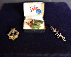 Antique & Vintage Brooches  Possibly Jade & Cultured Pearl