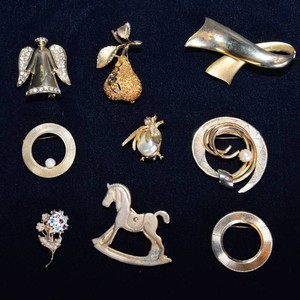 Vintage Gold-Tone Brooch Collection