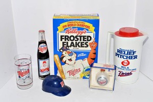 Vintage Minnesota Twins Baseball Memorabilia & Collectibles