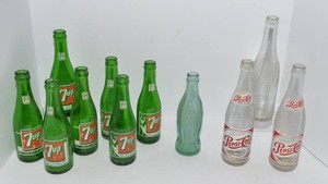 Vintage Soda Pop Bottles  Coca-Cola, Pepsi-Cola, 7UP & More