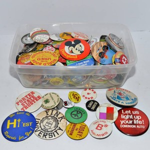 Large Collection of Vintage Pins & Buttons