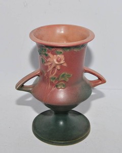 Vintage Roseville Pottery Columbine Footed Vase  #151-8