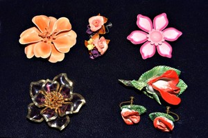 Vintage Floral Brooches & Earrings  Six Pieces