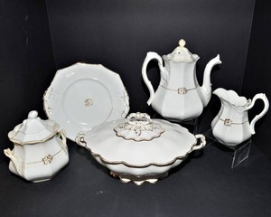 Antique S. Bridgwood & Son Servingware & Covered Casserole Dish
