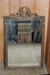 Vintage Decorative Wall Mirror  20.5 x 33