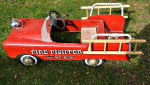 Vintage 1960s Sears AMF Fire Fighter Pedal Car  No. 508
