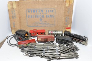 Vintage Louis Marx Stream Line Electric Train Set