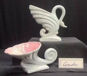 VINTAGE GONDER POTTERY
