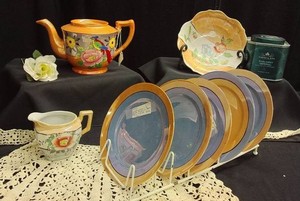 VINTAGE LUSTERWEAR