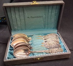 VINTAGE SILVER DEMITASSE SPOONS