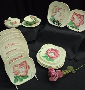 LARGE VINTAGE HAND PAINTED REDWING LOT