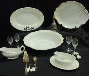 PERFECT VINTAGE THANKSGIVING SET